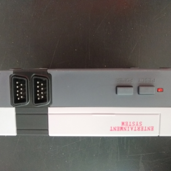 Mini NES console - Picture 6 of 8
